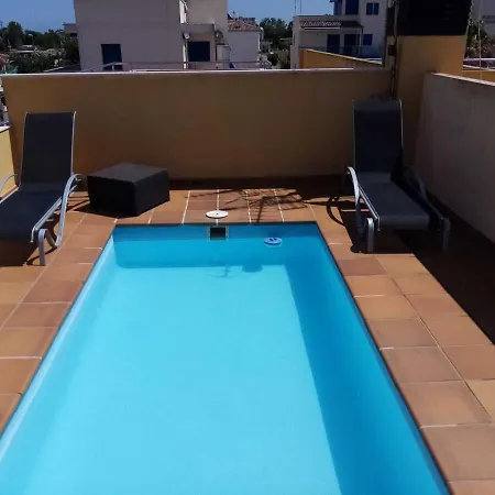 Spacious In With Swimming Pool Holiday home