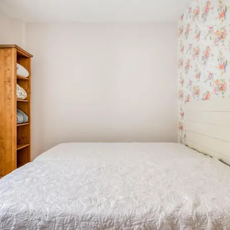 Spacious In With Swimming Pool * Oliva