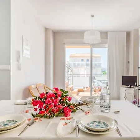 Spacious In With Swimming Pool Oliva