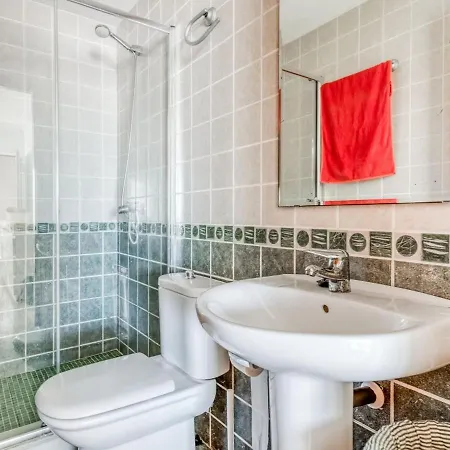 Holiday home Spacious In With Swimming Pool *