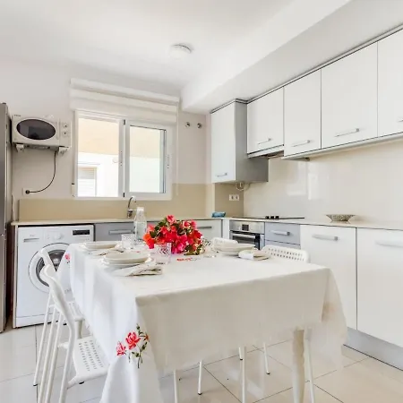 Holiday home Spacious In With Swimming Pool *