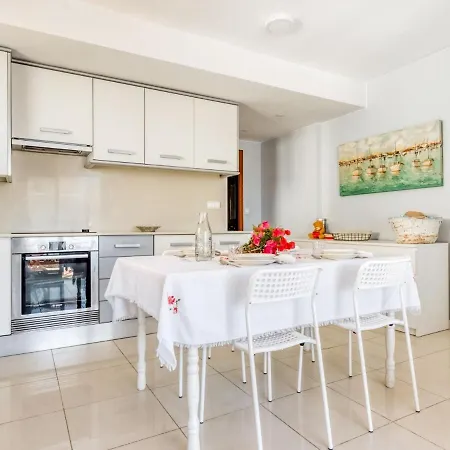 Holiday home Spacious In With Swimming Pool Oliva